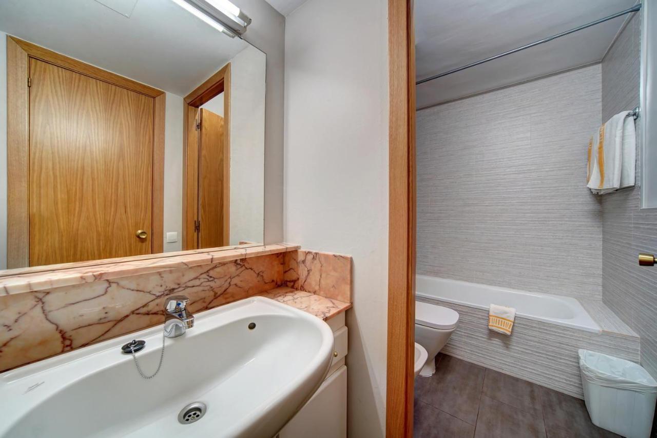 Apartamentos Solneu Baqueira Beret Luaran gambar